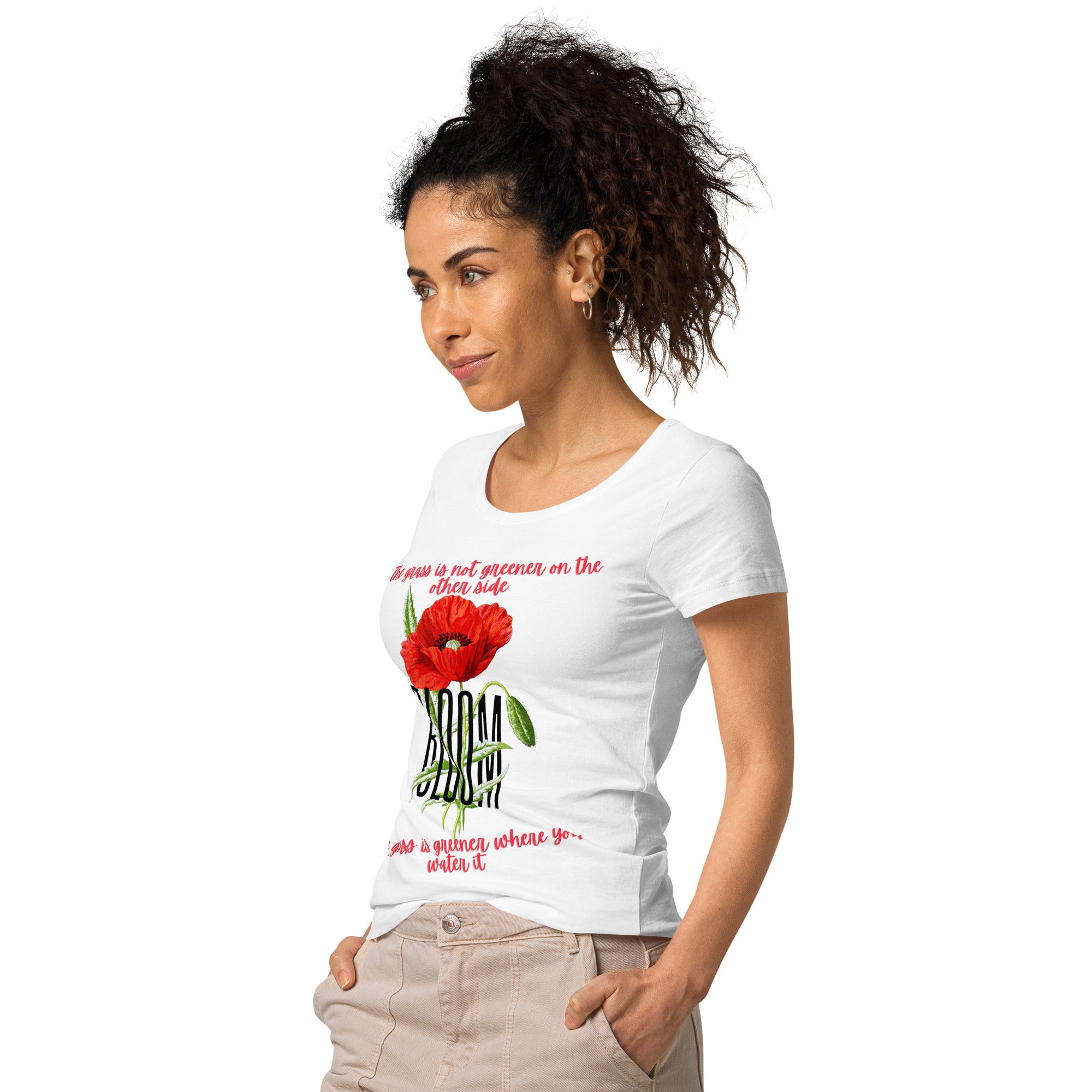 Women’s basic organic t-shirt